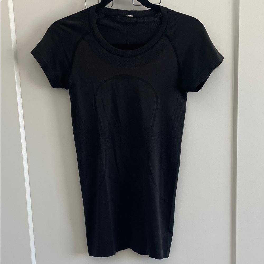 lululemon athletica Swiftly Tech Short Sleeve Tee